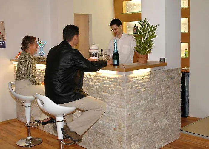 Pensjonat Sporthaz Gyenesdiás